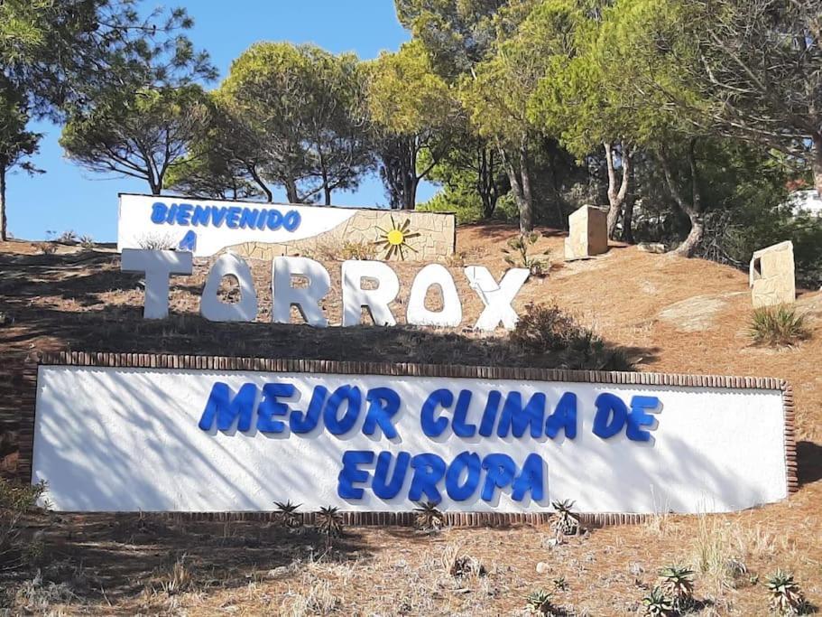 Nuevo Torrox Deluxe Beach & Piscina المظهر الخارجي الصورة