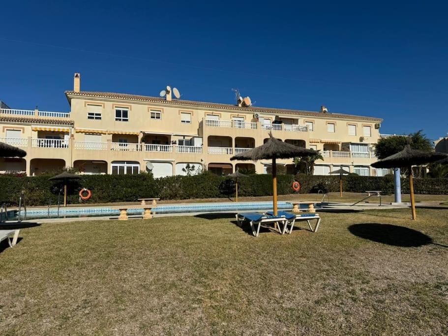Nuevo Torrox Deluxe Beach & Piscina المظهر الخارجي الصورة
