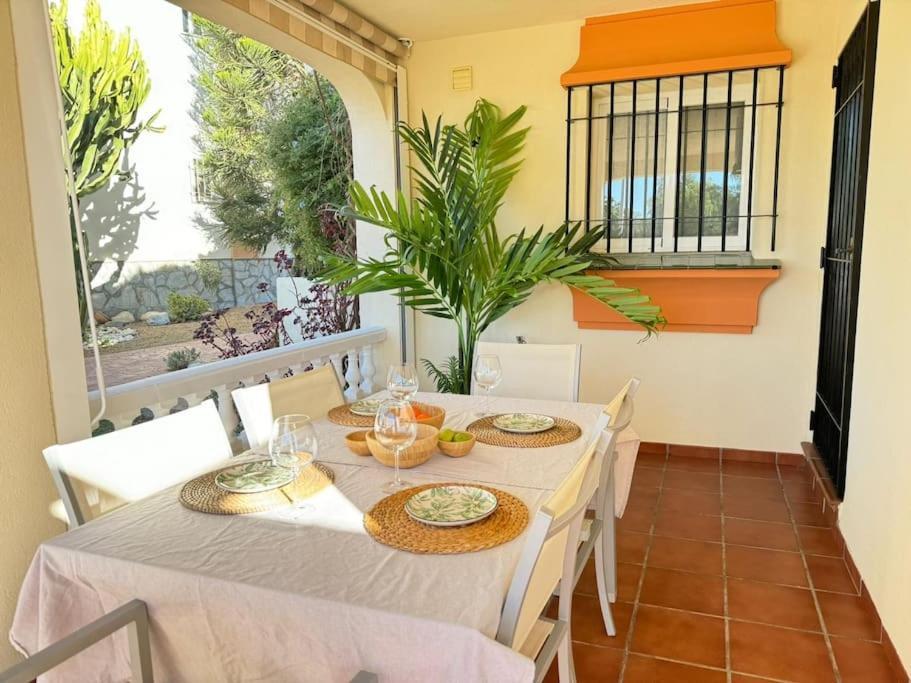 Nuevo Torrox Deluxe Beach & Piscina المظهر الخارجي الصورة