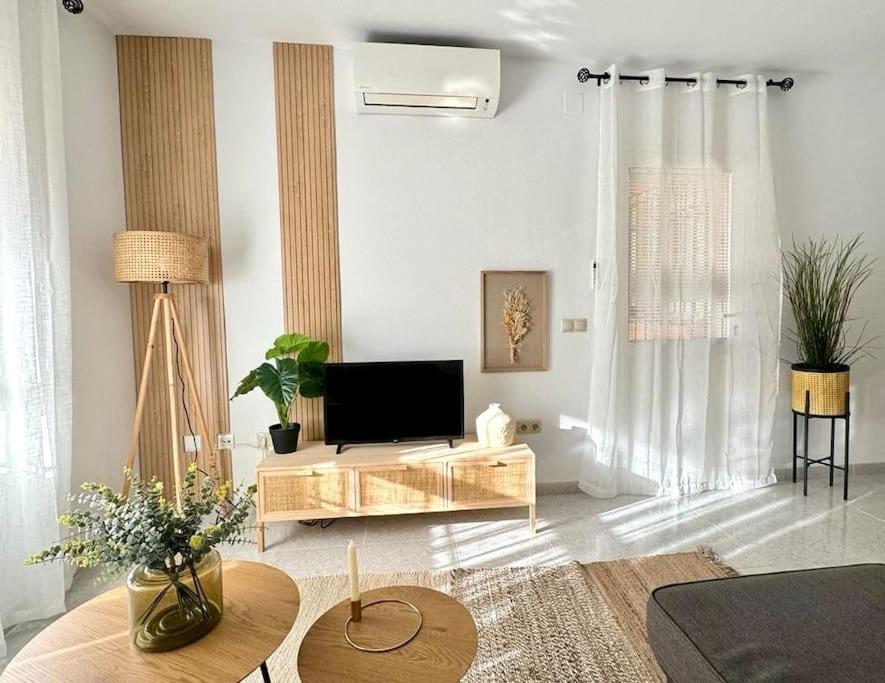 Nuevo Torrox Deluxe Beach & Piscina المظهر الخارجي الصورة