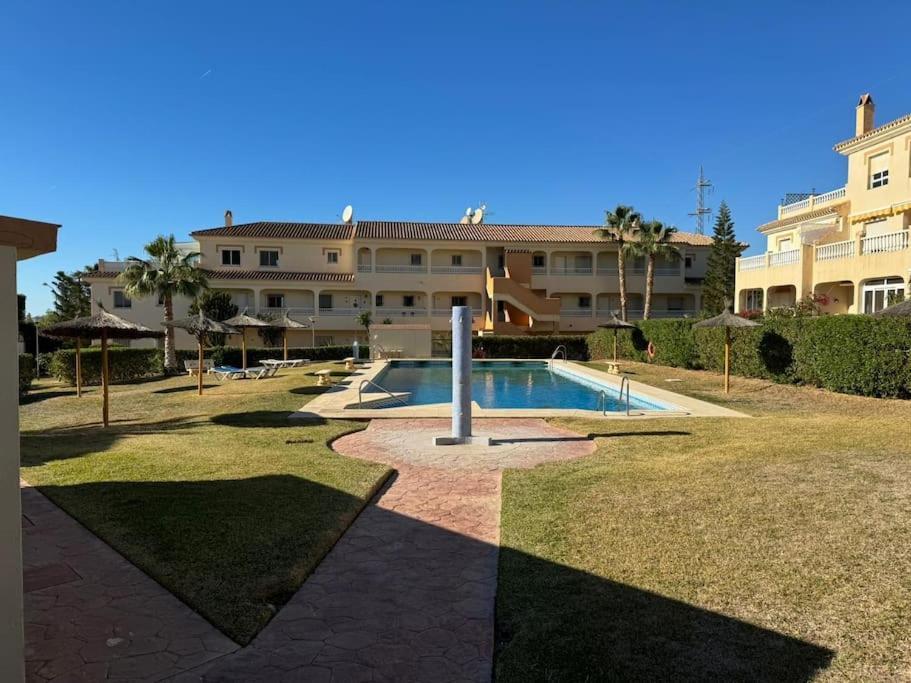 Nuevo Torrox Deluxe Beach & Piscina المظهر الخارجي الصورة
